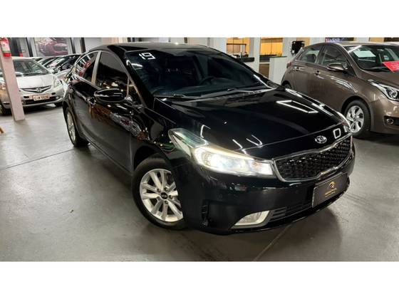 KIA CERATO 1.6 SX 16V FLEX 4P AUTOMÁTICO KIA CERATO 1.6 SX 16V FLEX 4P AUTOMÁTICO